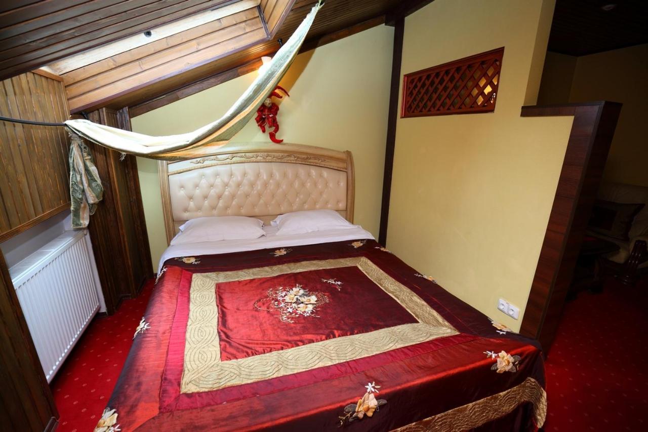 Medzhybozhskiy Zamok Tribukhovtsy 部屋 写真